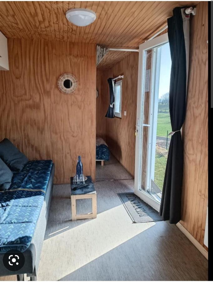 Logement Insolite Au Coeur De L'Auvergne Rochefort-Montagne Экстерьер фото